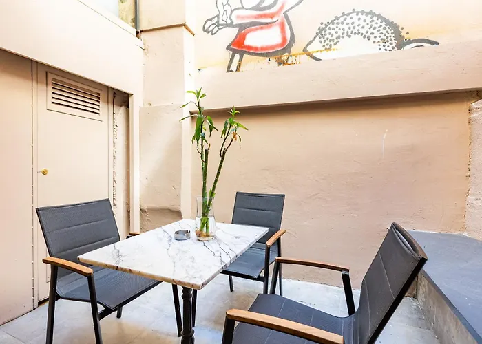Snog Rooms & Suites